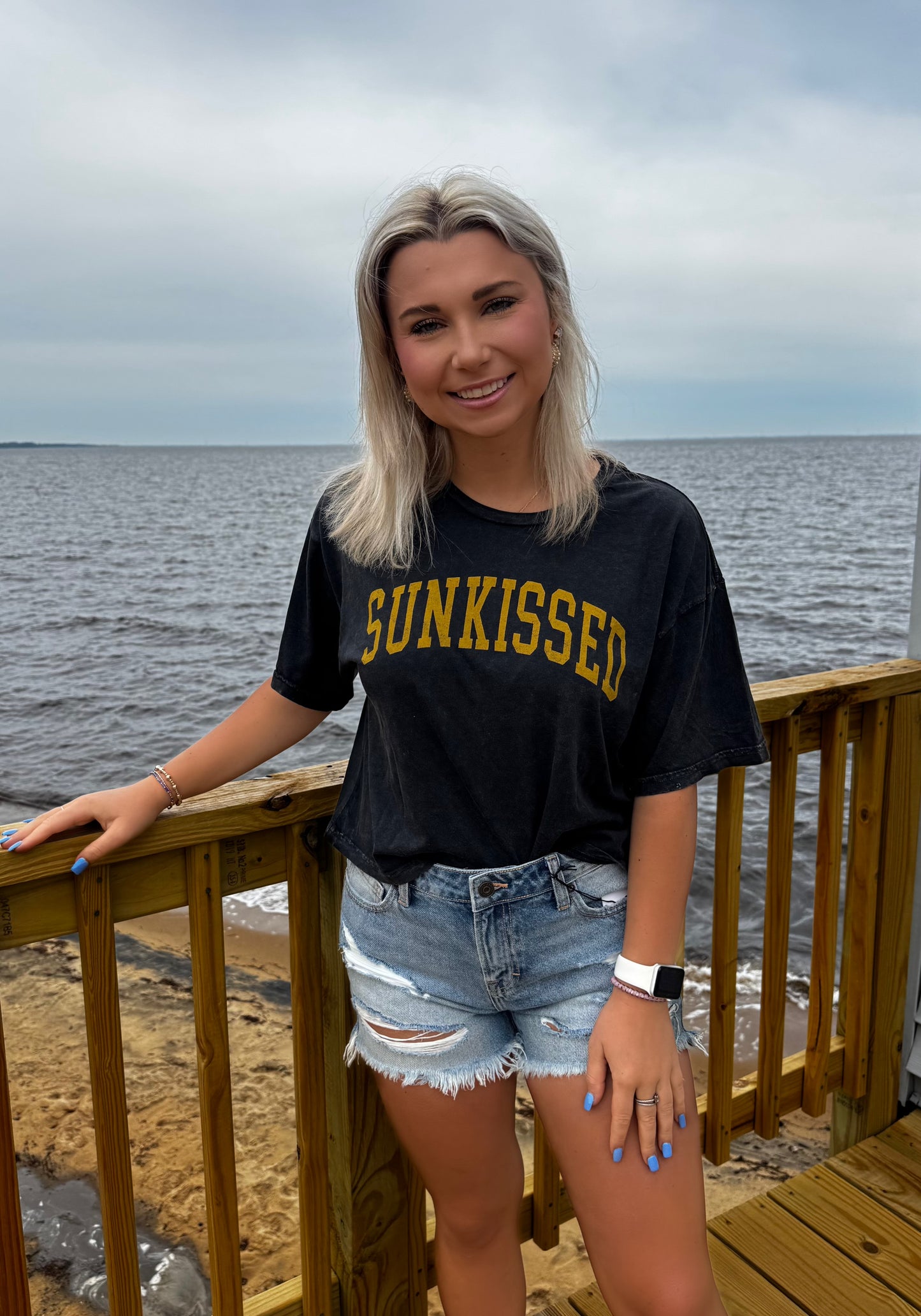 SUNKISSED CROPPED TEE