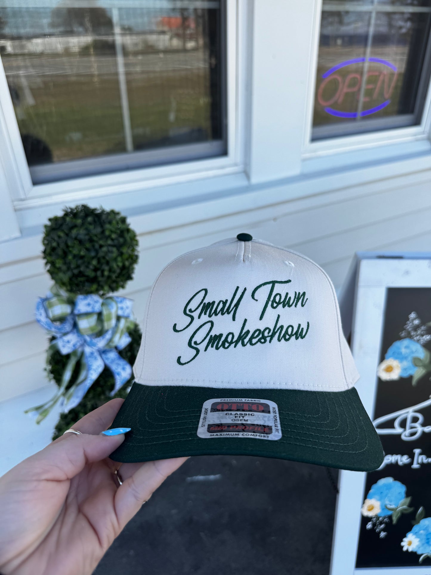 SMALL TOWN SMOKESHOW TRUCKER HAT