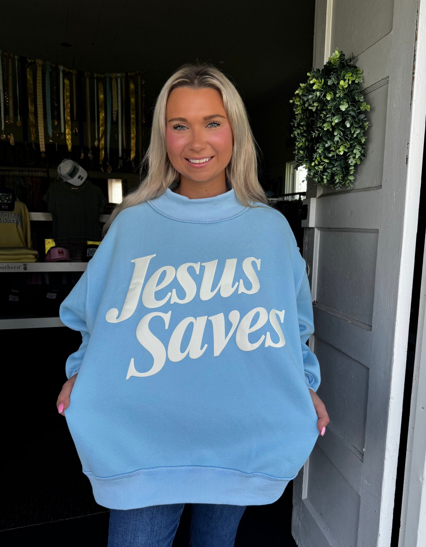 JESUS SAVES MOCKNECK