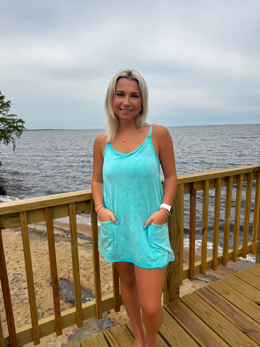 THROW & GO DRESS IN TURQUOISE