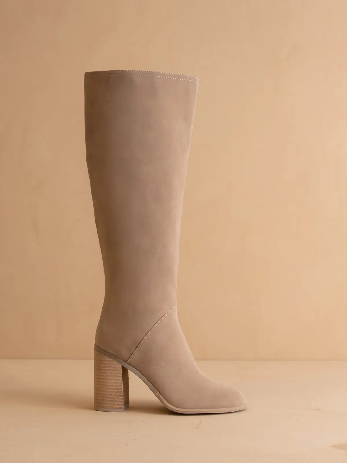 DOWNTOWN BOOTS IN CEDAR