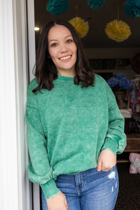 EVERYDAY CREWNECK IN GREEN
