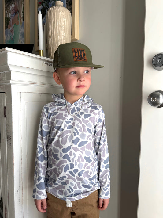 Kids "Live Life Barefoot" Trucker Hat in Olive Green