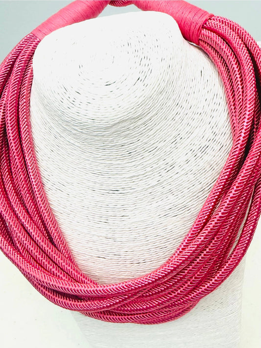 SLUB CLUB NECKLACE IN BABY PINK