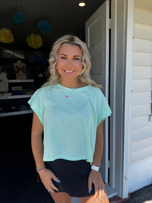 BREEZY BACK TEE
