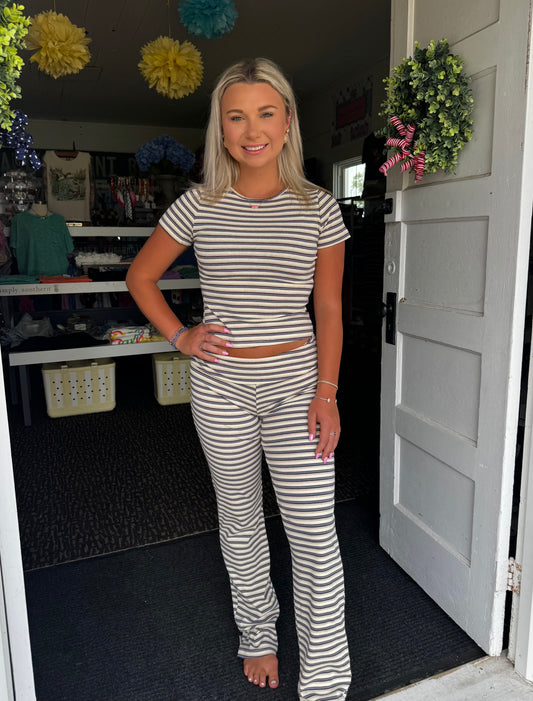 WEEKEND STRIPE SET IN TAN