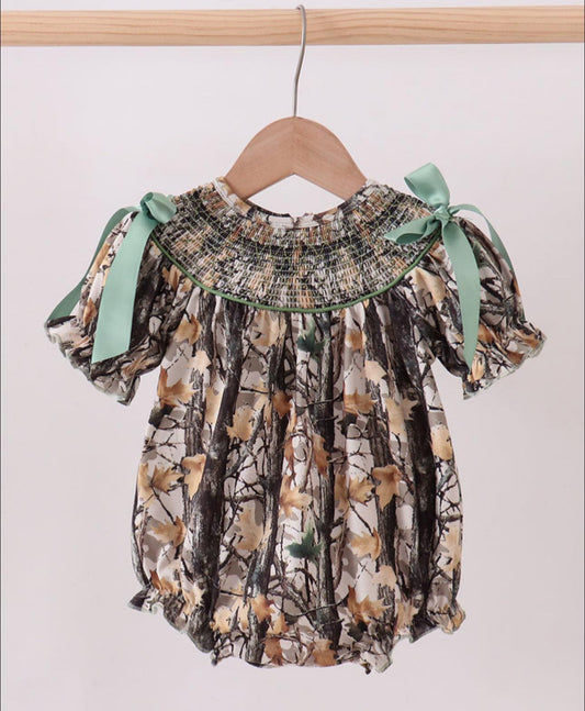 CAMO SMOCKED GIRLS BUBBLE