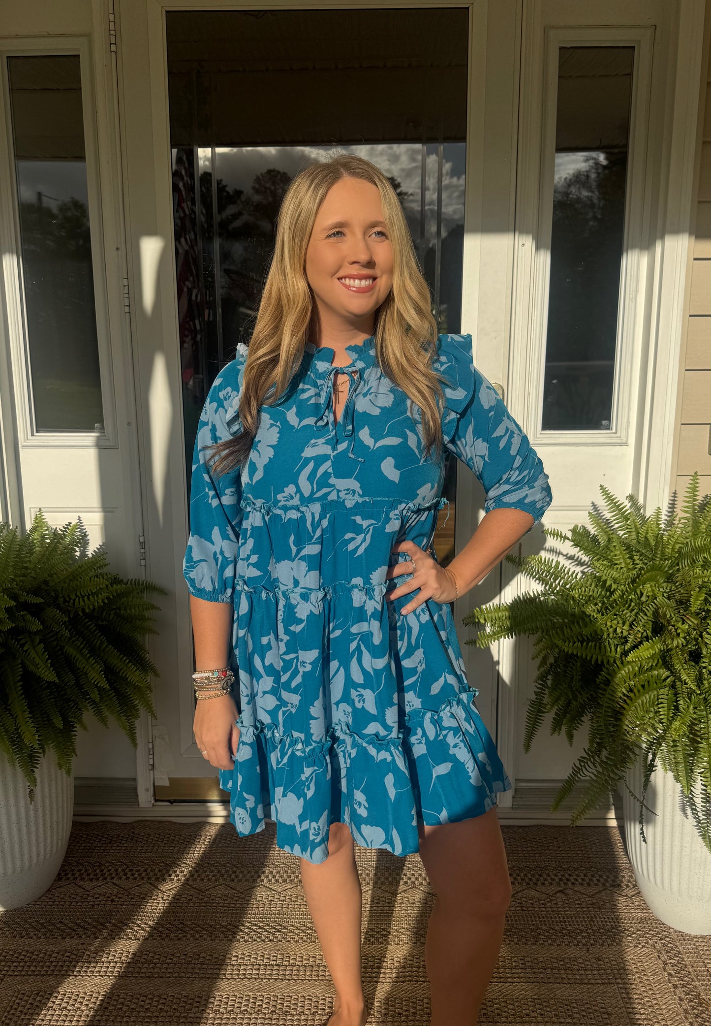 FLORAL CHIC DRESS IN TURQUOISE