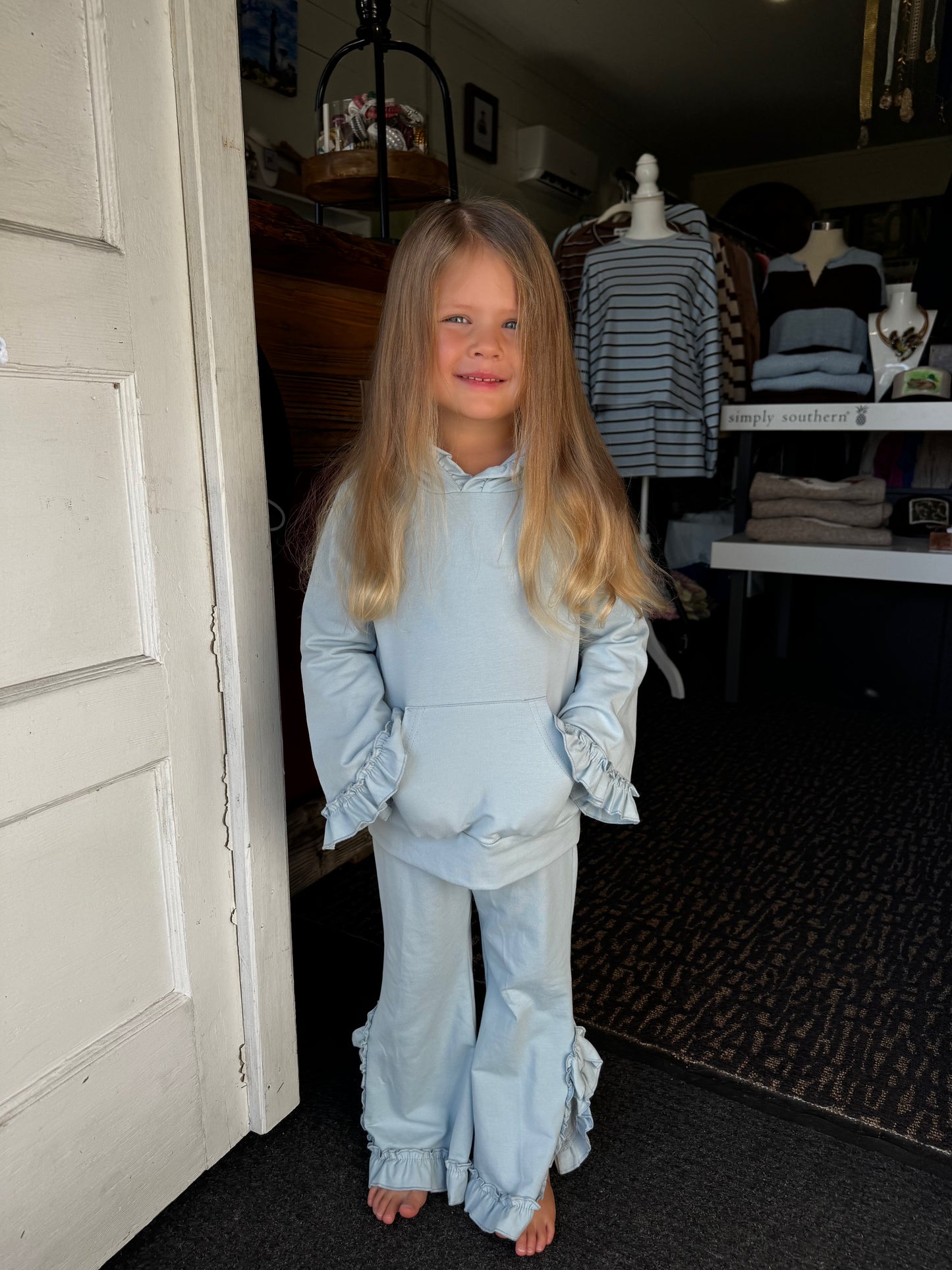 DUSTY BLUE RUFFLE LOUNGE SET