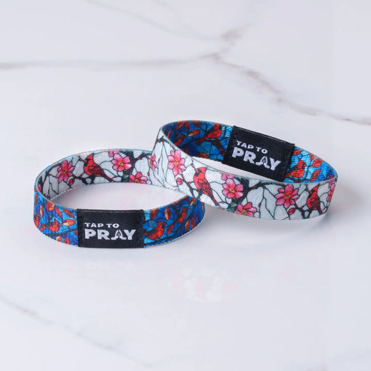 Tap To Pray Wristband – Cardinals