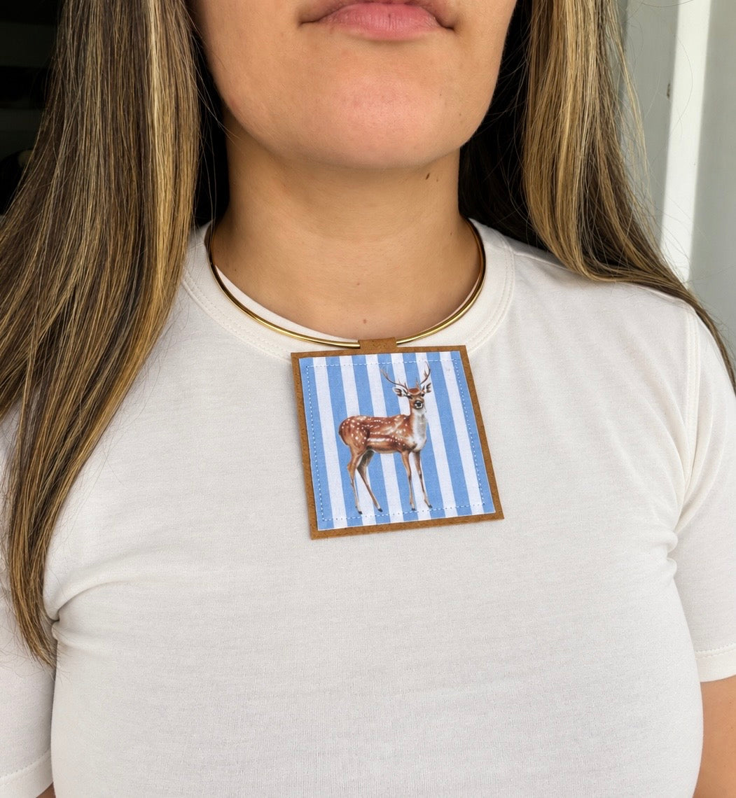 DEER STRIPE PENDANT NECKLACE