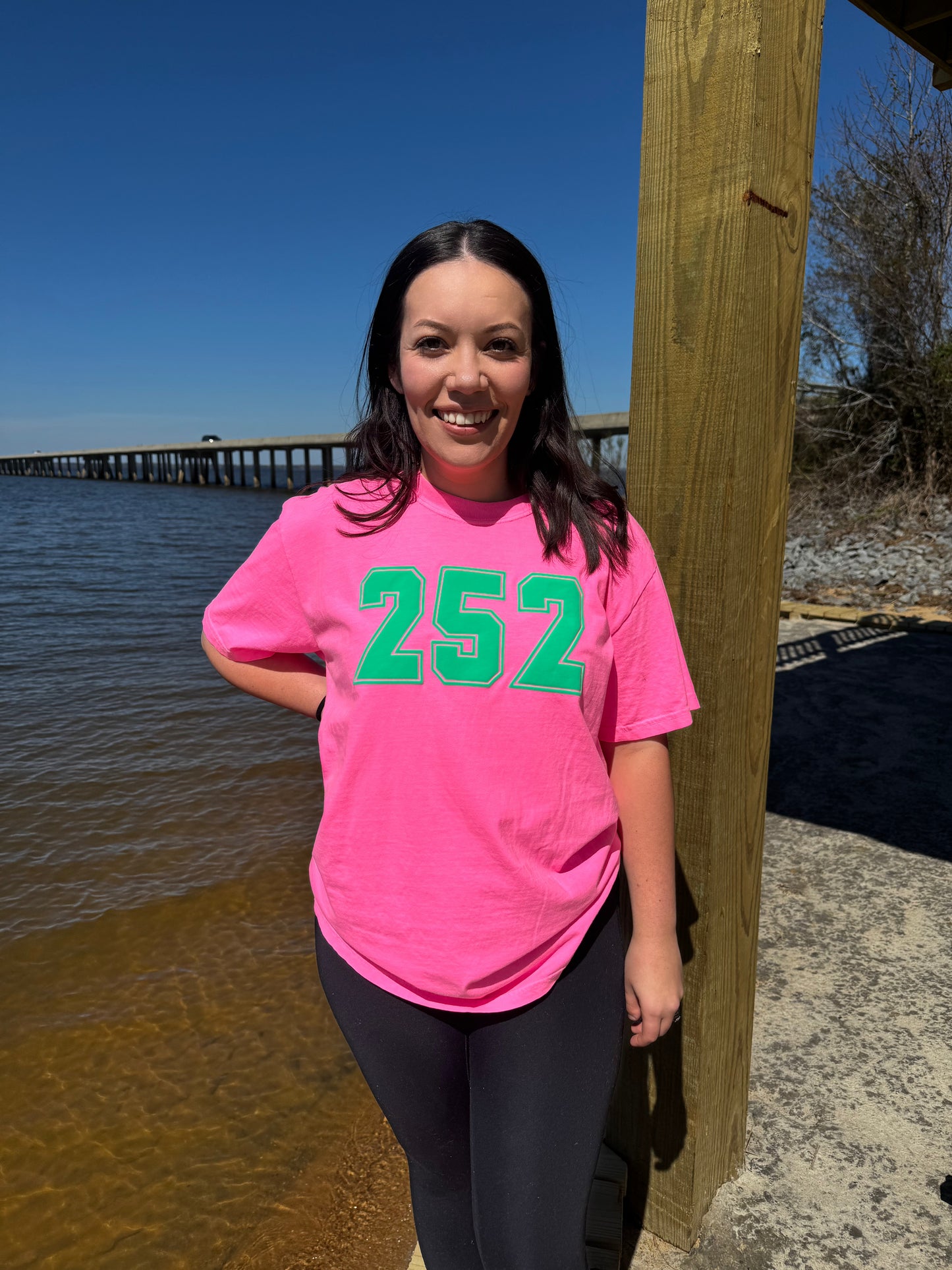 252 TEE IN PINK