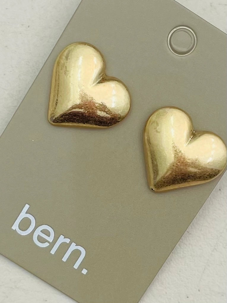 PUFFY HEART STUDS