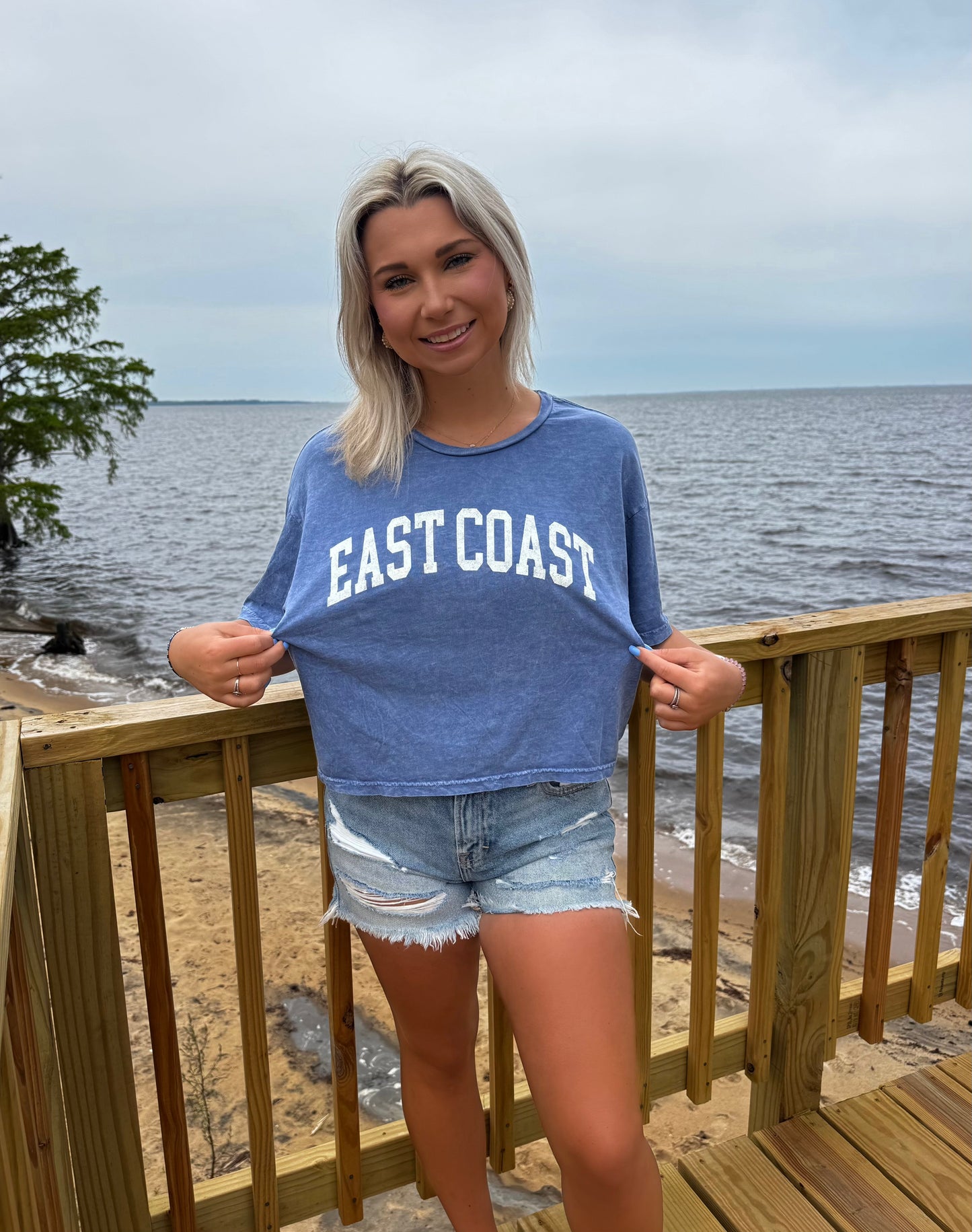 EAST COAST CROPPED TEE (BLUE)
