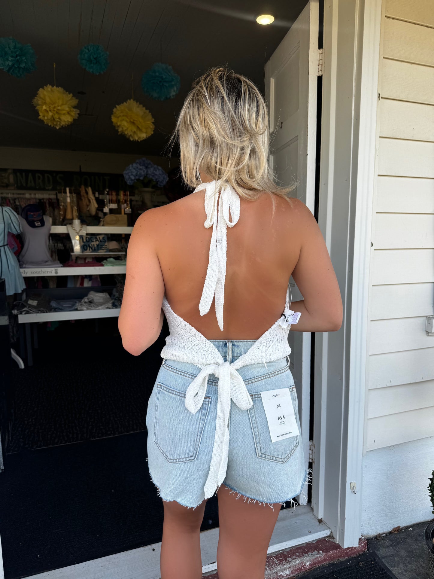 COASTAL CREAM HALTER TOP