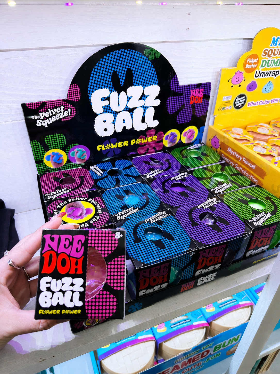 FUZZ BALL SQUISHY