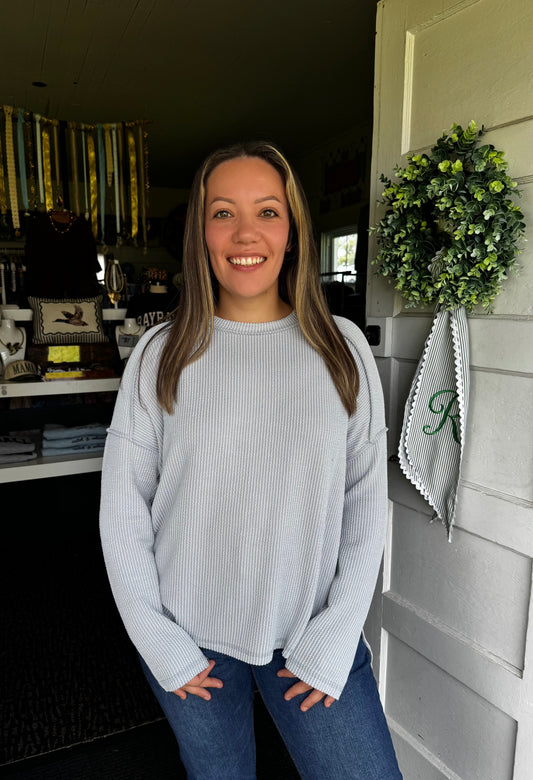 EVERYDAY LONG SLEEVE TOP IN LIGHT GREY