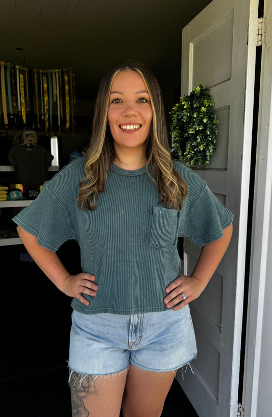 WAFFLE KNIT POCKET TEE IN DARK TEAL