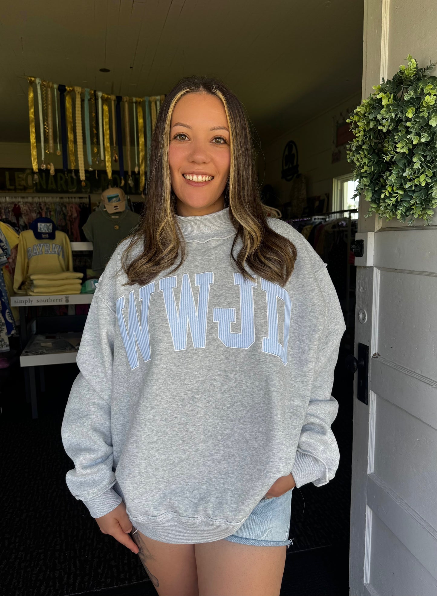 WWJD MOCKNECK
