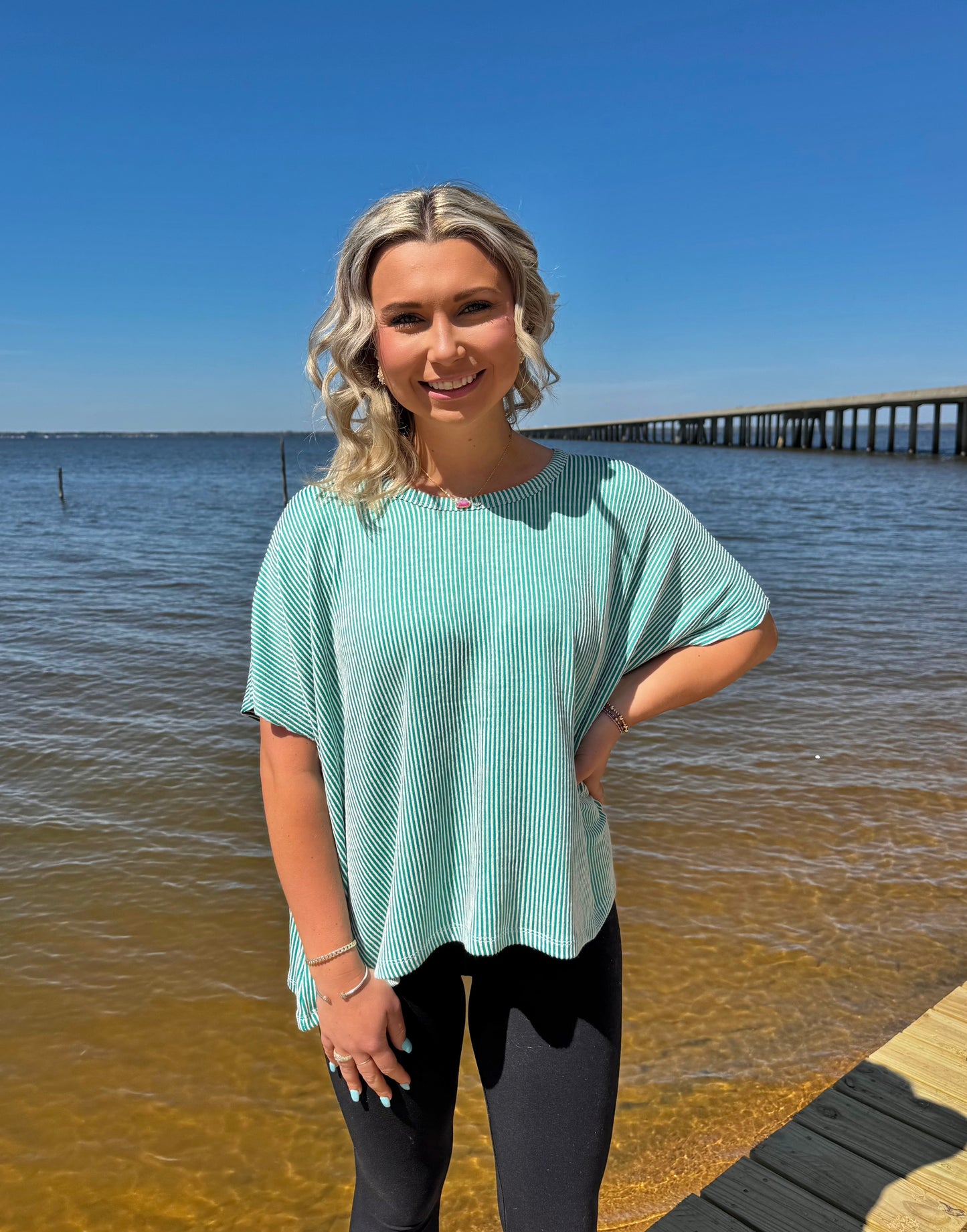 EVERYDAY TOP IN KELLY GREEN