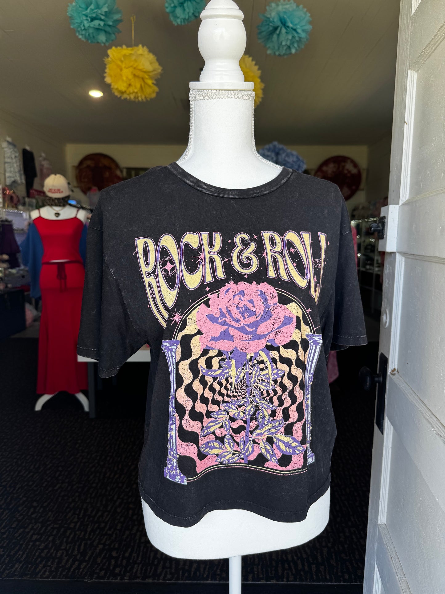 ROCK & ROLL CROPPED TEE - SIZE SMALL