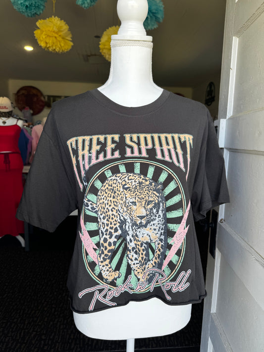 FREE SPIRIT CROPPED TEE - SIZE LARGE