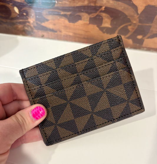 CHECKERED CARD HOLDER - BROWN