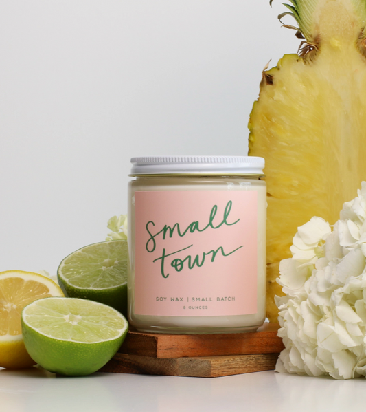 SMALL TOWN CANDLE | SANDALWOOD & AMBER