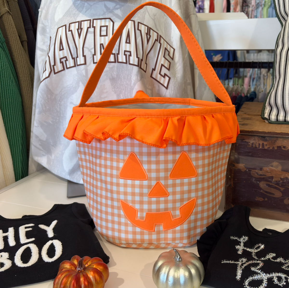 ORANGE PUMPKIN GINGHAM RUFFLE BASKET