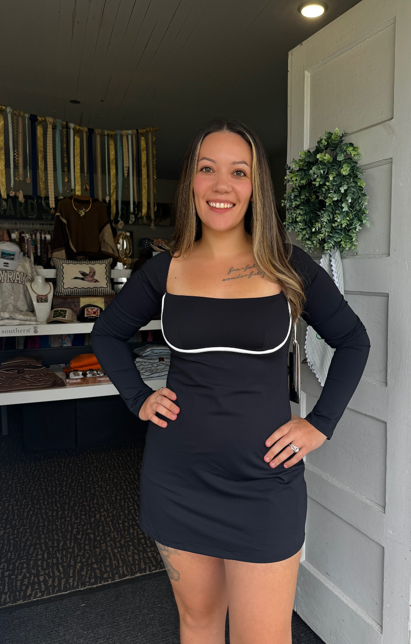 SWEETHEART ACTIVE DRESS IN BLACK